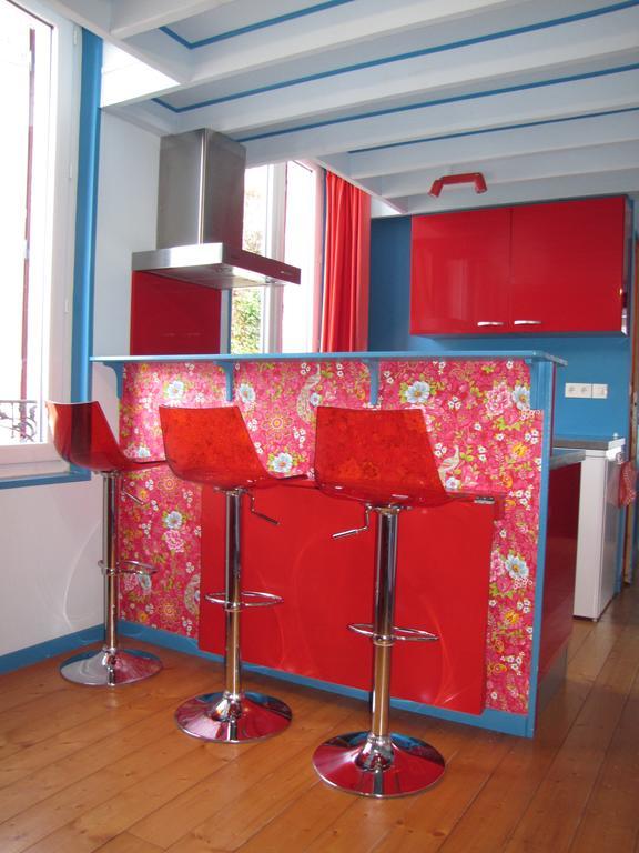 Les Camelias Apartment Le Mont-Dore Ruang foto